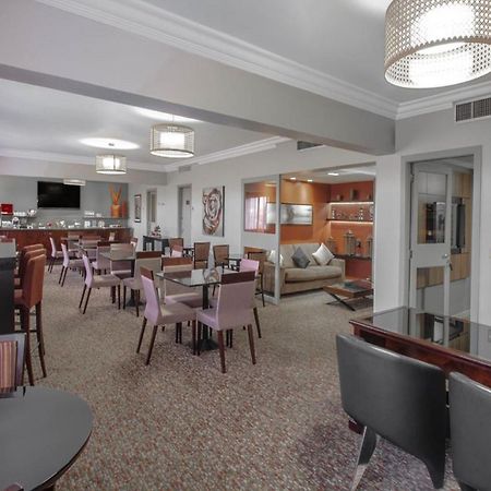 Marriott Sao Paulo Airport Hotel Гуарульюс Экстерьер фото The lounge at the airport