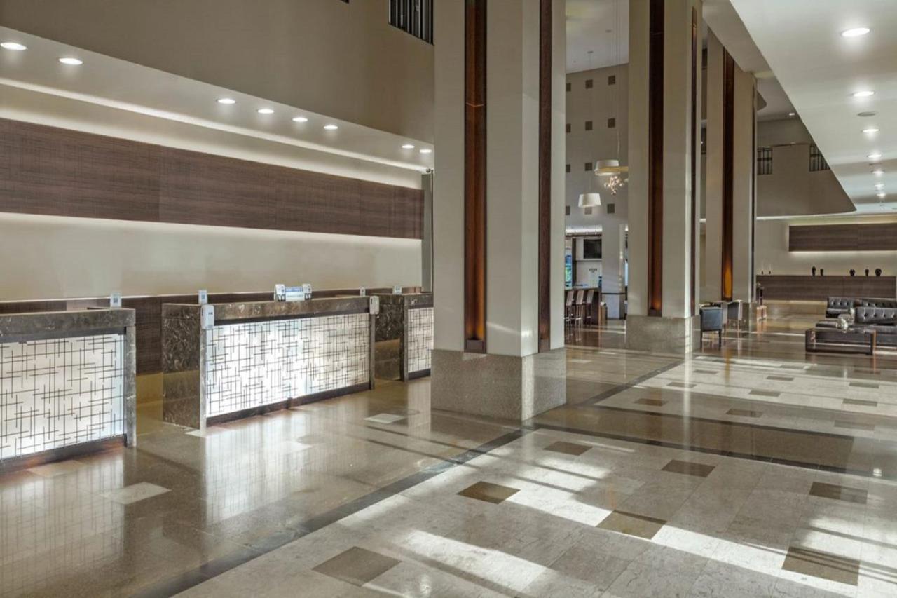 Marriott Sao Paulo Airport Hotel Гуарульюс Экстерьер фото Lobby