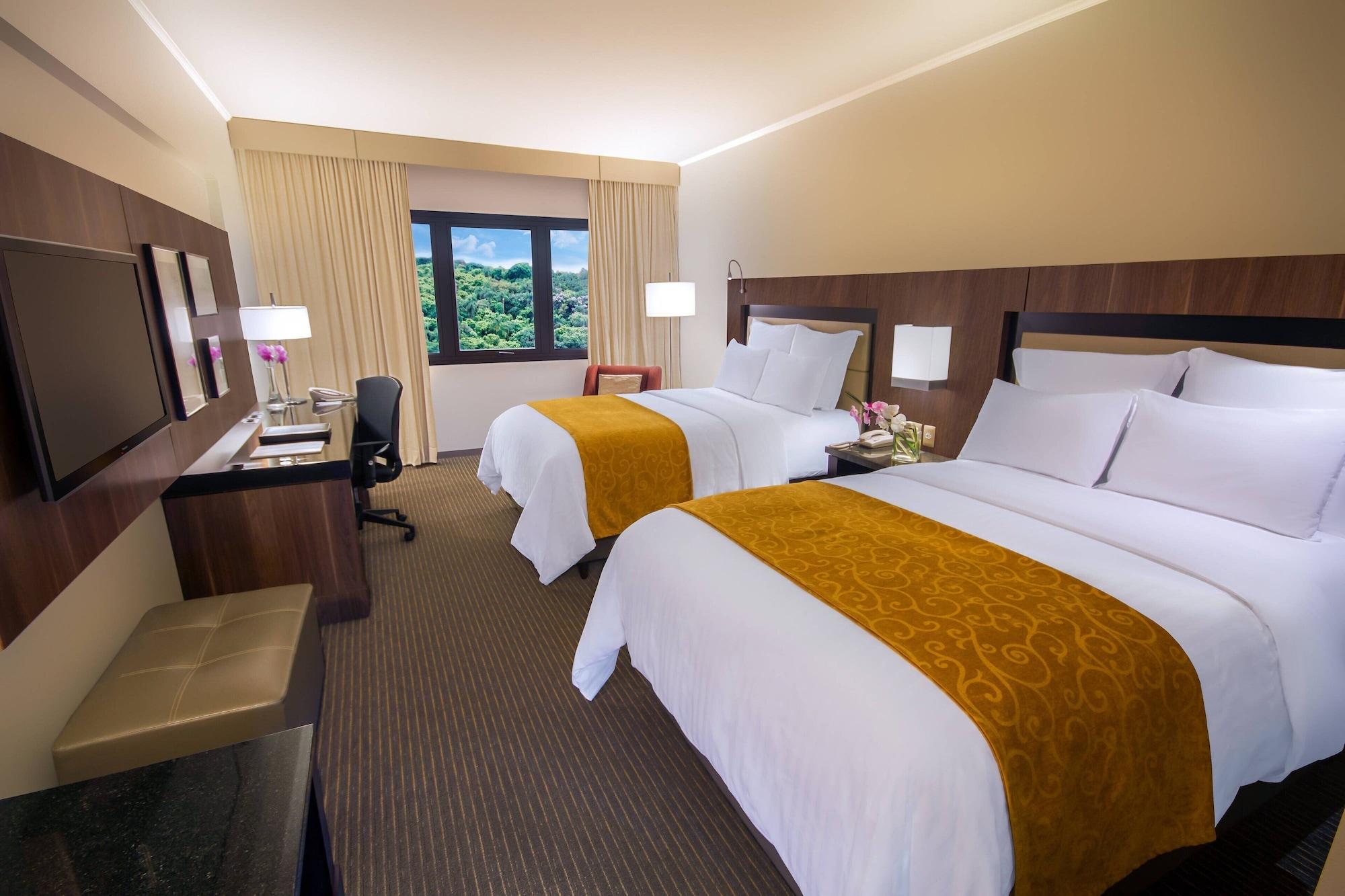 Marriott Sao Paulo Airport Hotel Гуарульюс Экстерьер фото A typical room at the hotel