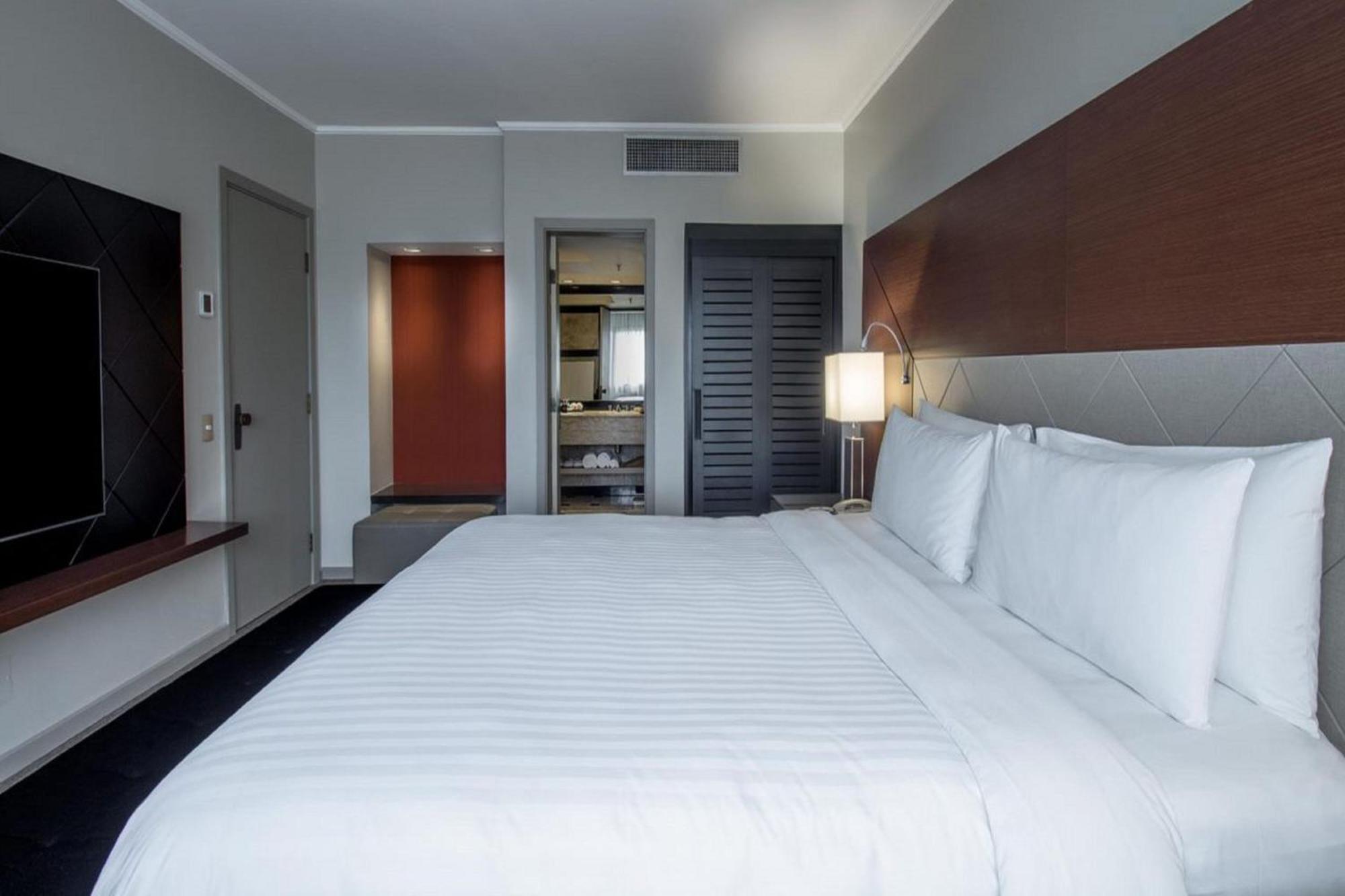 Marriott Sao Paulo Airport Hotel Гуарульюс Экстерьер фото A room at the hotel
