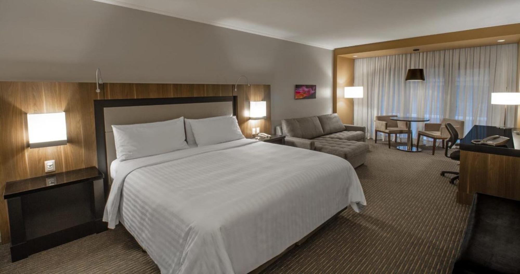 Marriott Sao Paulo Airport Hotel Гуарульюс Экстерьер фото A typical hotel room
